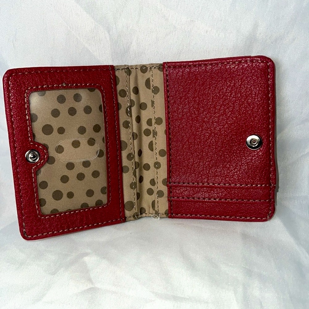 Red Relic ID Bi-Fold Wallet - Picture 3 of 3